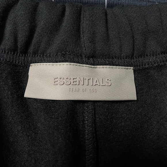 Brand New Fear of God Essentials Sweatpants (SS22) - Stretch Limo - Picture 5 of 6